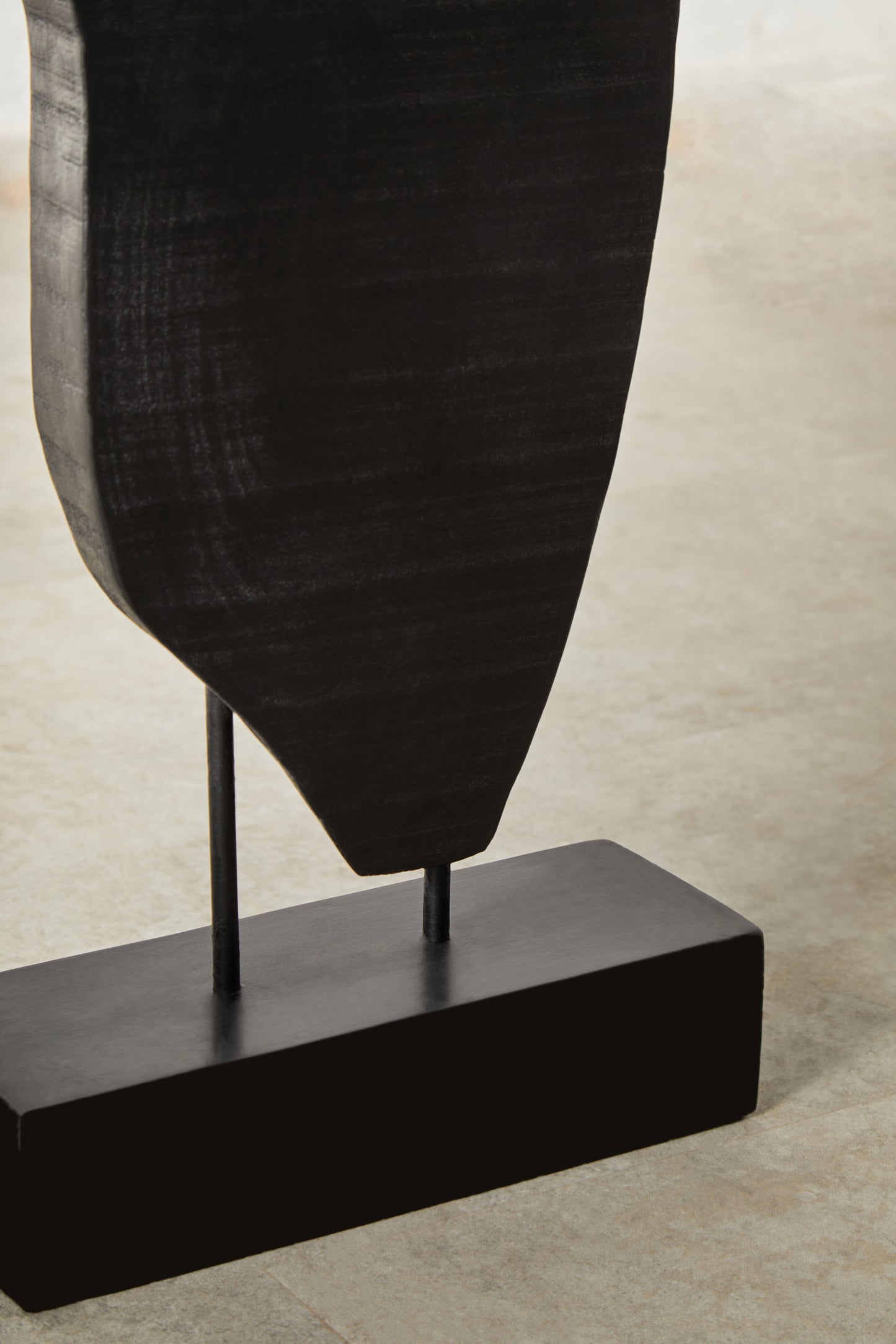 Fidel Rustic Black Vertical Mango Wood Slice Sculpture