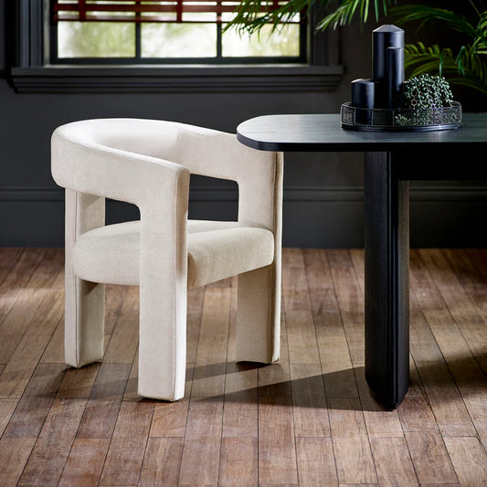 Elara Chair