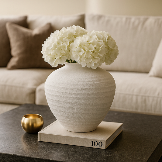 Regola Matt White Ceramic Vase